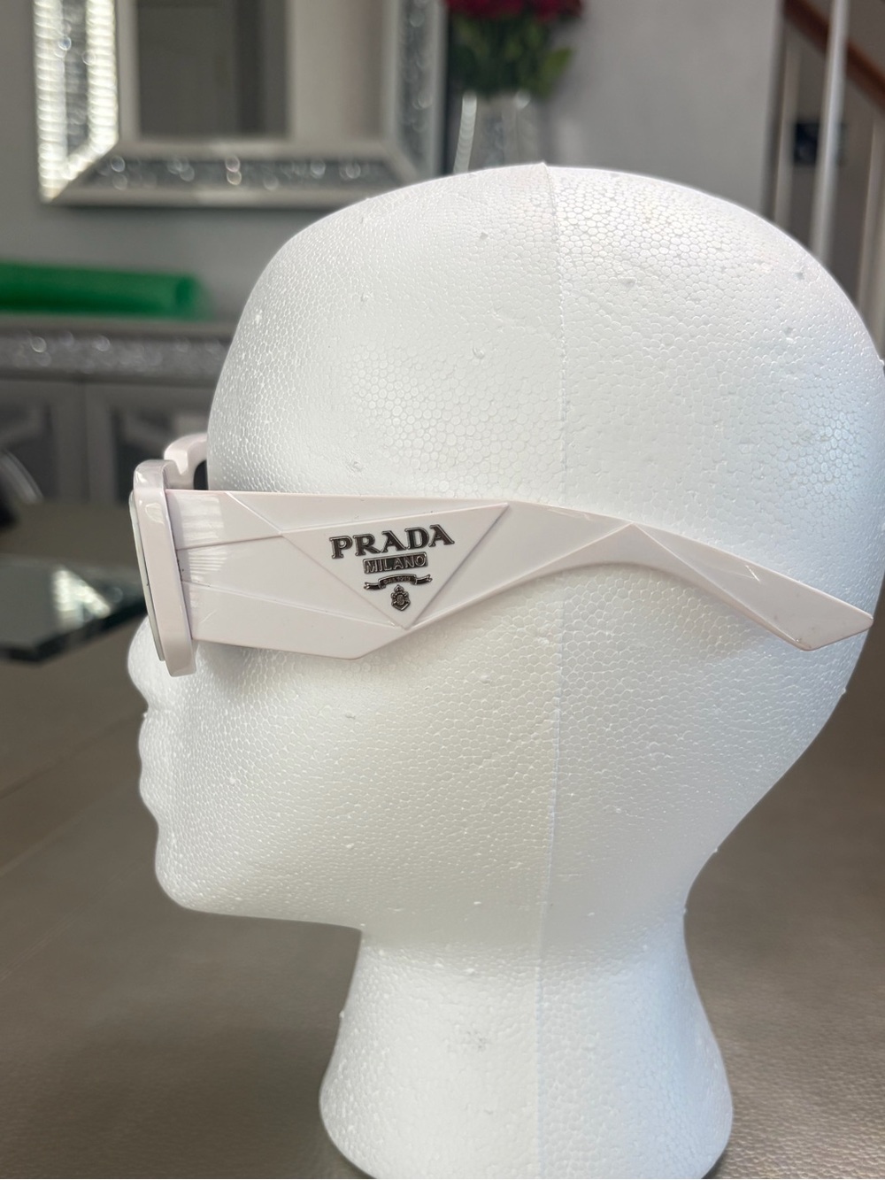 Prada Pr 17ws Symbole White Black Sunglasses Box Pouch Cloth Made In Italy View 5